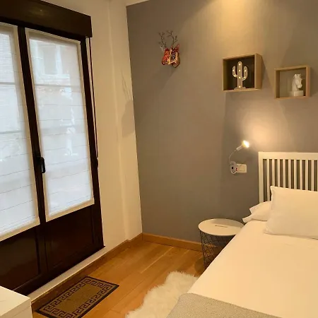 Апартаменты Menval16 Хихон